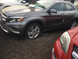 Mercedes-Benz GLA 250 SV Premium 2014 Gray