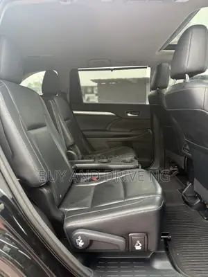 Toyota Highlander 2016 Black