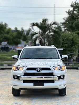 Toyota 4-Runner Limited 4WD 2023 White