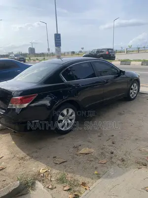 Honda Accord 2010 Black