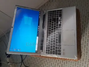New Laptop Acer 4GB Intel Pentium HDD 750GB