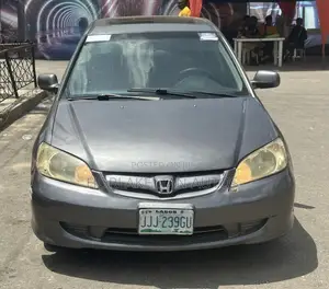 Honda Civic 2005 Gray