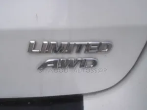 Toyota Sienna 2013 White