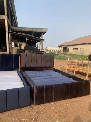 4.5 by 6 Bedframe