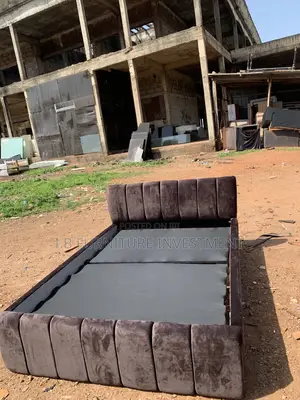 4.5 by 6 Bedframe