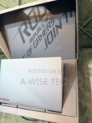 Laptop Asus ROG Zephyrus G15 GA503QR 16GB Intel Core i7 SSD 1T