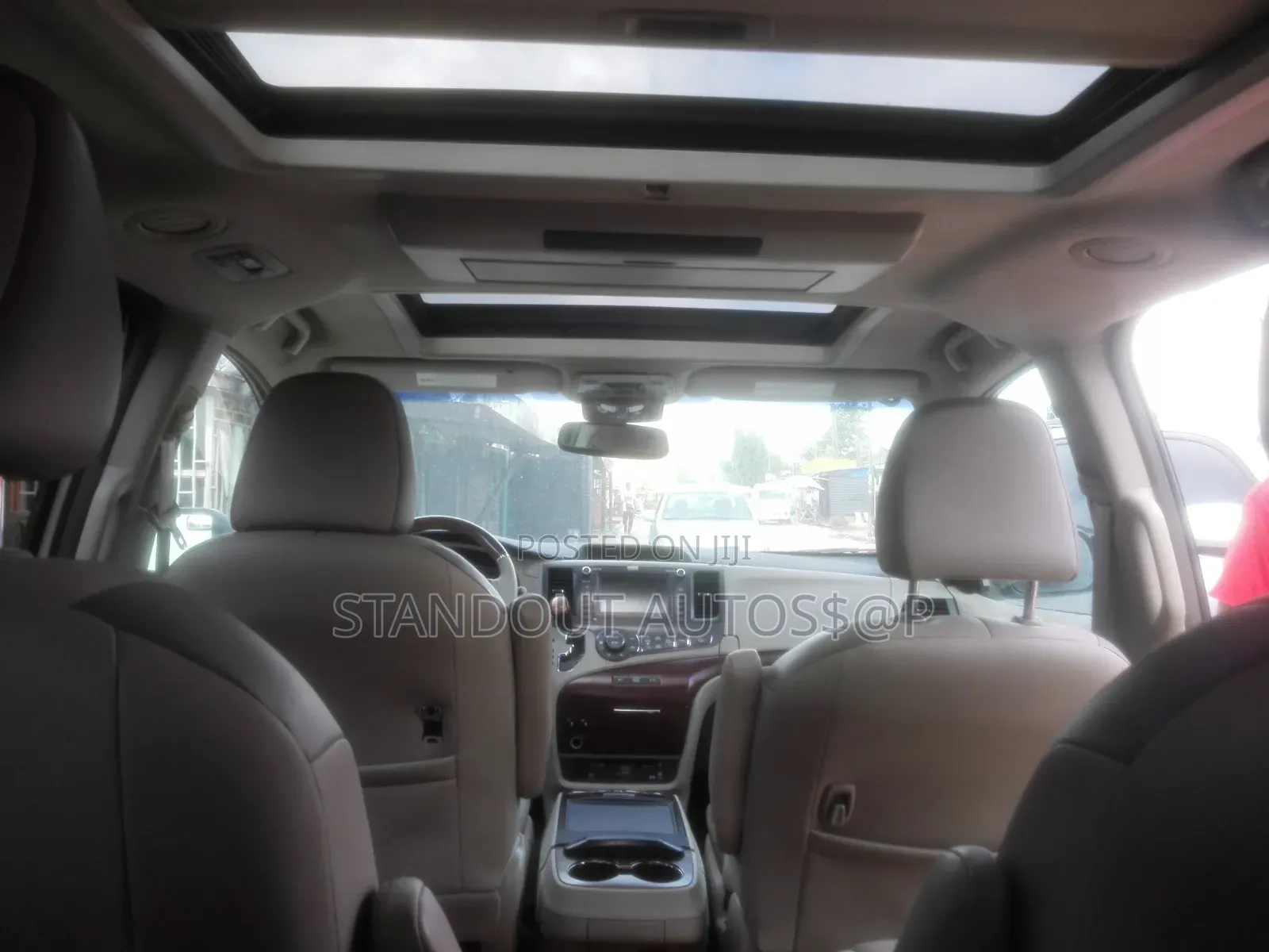 Toyota Sienna 2013 White