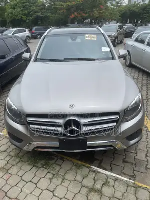 Mercedes-Benz GLC-Class 2019 Beige