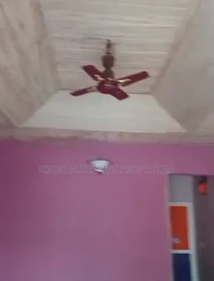 1bdrm Bedsitter in Ugbomro, Warri for rent