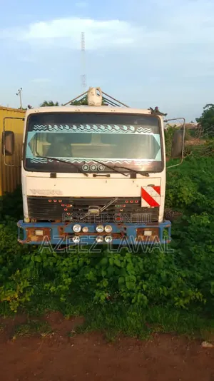 Volvo Lorry 1998 White