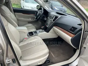 Subaru Outback 2.5i Premium 4dr Wagon AWD (2.5L 4cyl 6M) 2014 Gold