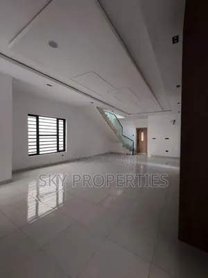 5bdrm Duplex in Vgc, Ikota for sale