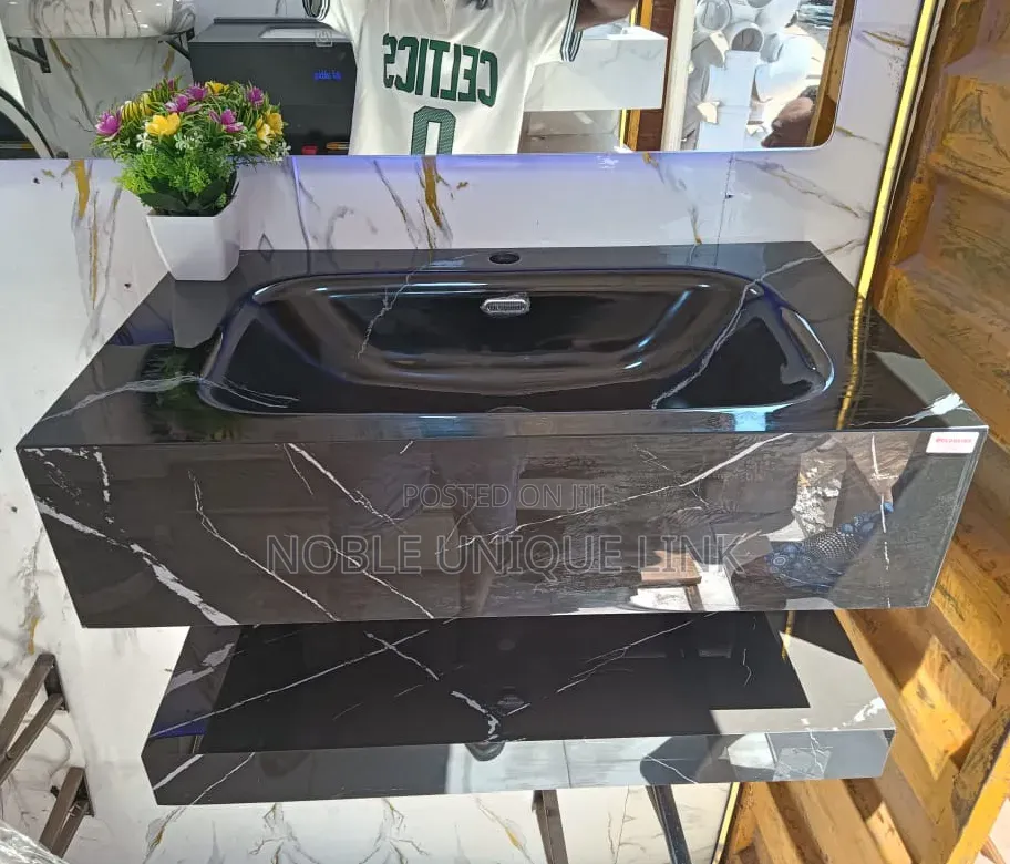 80×50 Cabinet Basin With Light