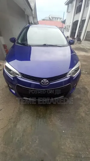 Toyota Corolla 2015 Blue