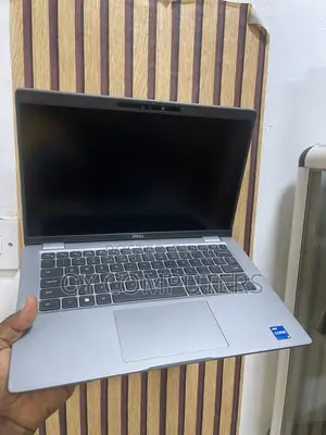 Laptop Dell Latitude 5440 8GB Intel Core i5 SSD 256GB