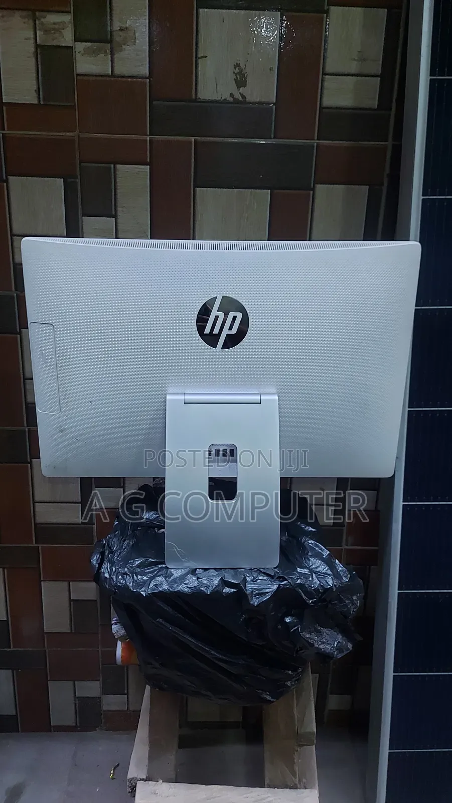 Desktop Computer HP Pavilion 24 8GB Intel Core i5 HDD 1T