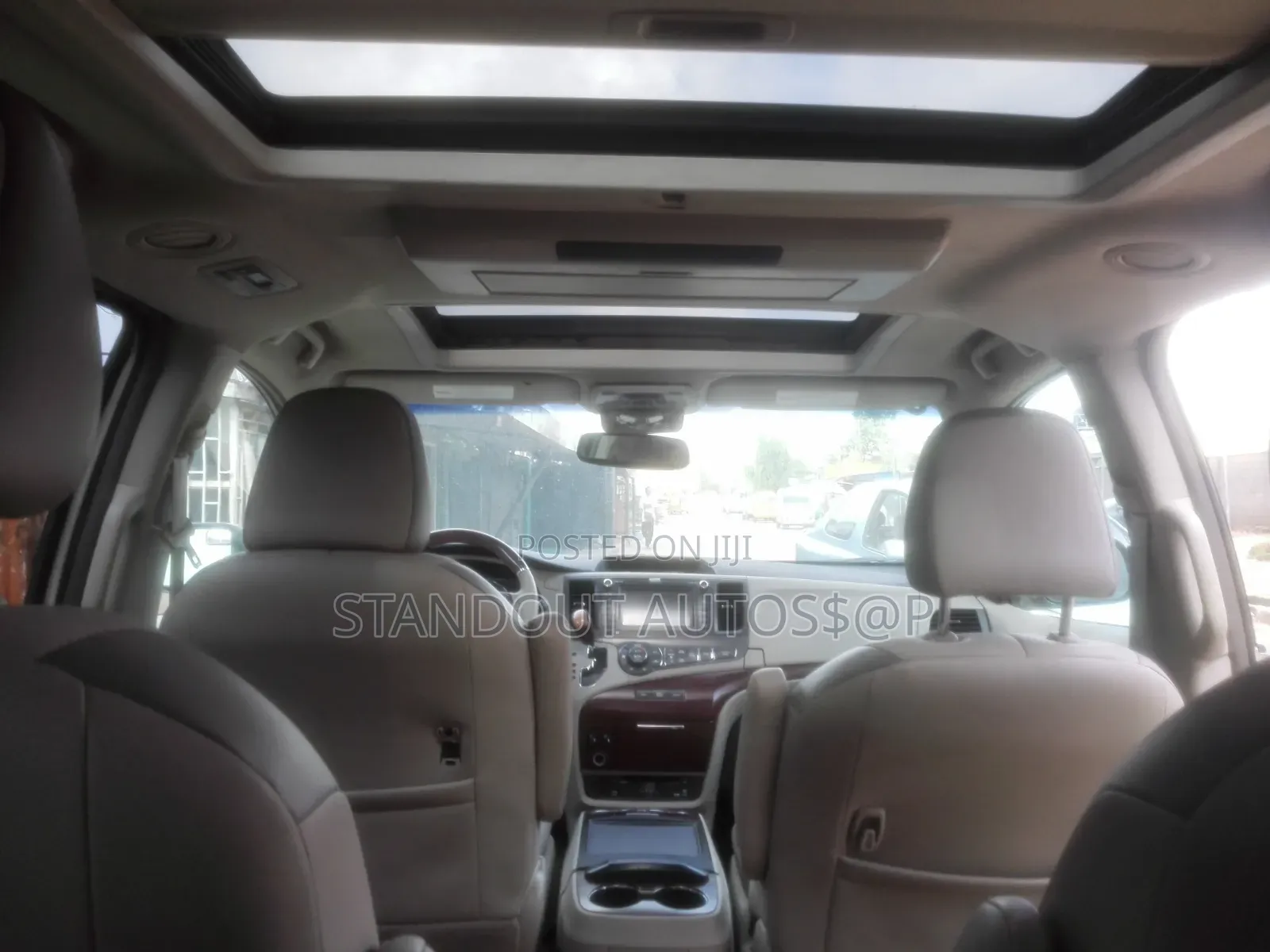 Toyota Sienna 2013 White