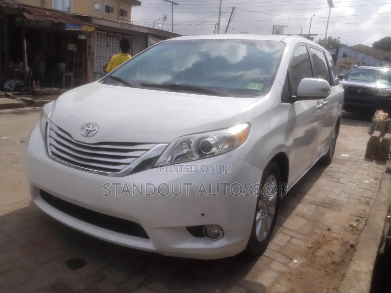 Toyota Sienna 2013 White