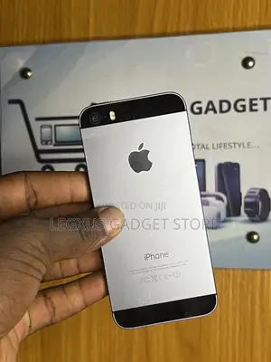 Apple iPhone 5s 16 GB Silver