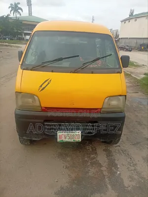 Suzuki Every 2010 Yellow