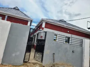 1bdrm Bungalow in Ilaje, Bariga / Shomolu for rent