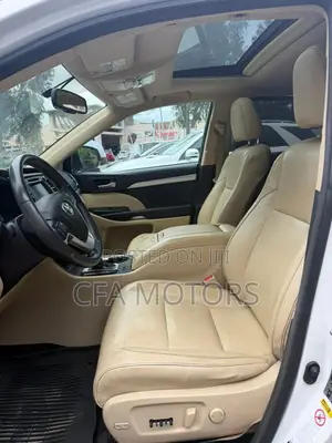 Toyota Highlander XLE V6 4x2 (3.5L 6cyl 6A) 2016 White