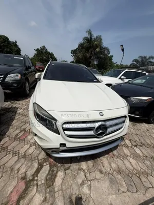 Mercedes-Benz CLA-Class CLA 250 4MATIC Sedan 2015 White