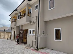 2bdrm Apartment in Radio Estate, Port-Harcourt for rent