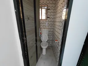 2bdrm Apartment in Radio Estate, Port-Harcourt for rent