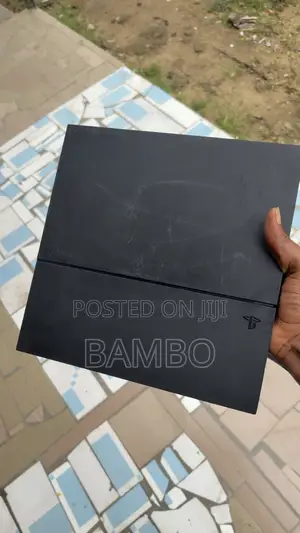 Ps4 Console With 5 Games