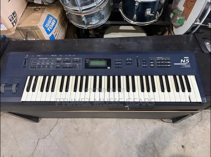Korg N5 Keyboard