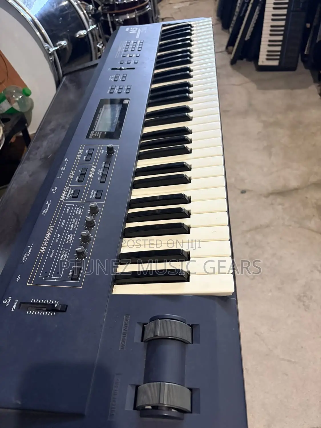 Korg N5 Keyboard