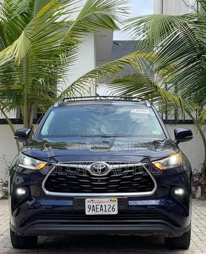 Toyota Highlander Platinum 2021 Blue