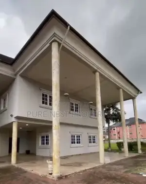 6bdrm Duplex in 11 Plots Of Land, GRA Phase 3 / Port-Harcourt for sale