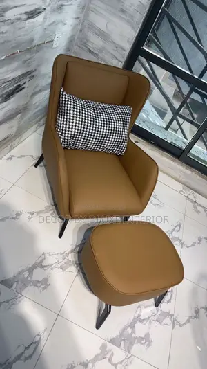 Relaxing Modern Leather Comfortable Sofa With Foot Rest