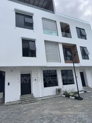4bdrm Duplex in Lekki Admiralty for rent