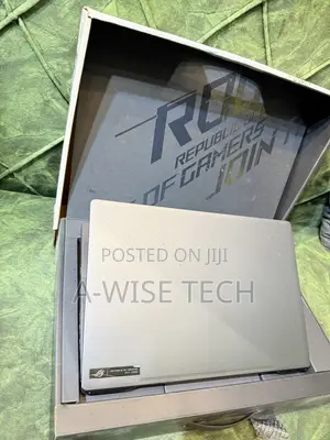 Laptop Asus ROG Zephyrus G15 GA503QR 16GB Intel Core Ultra 9 SSD 1T