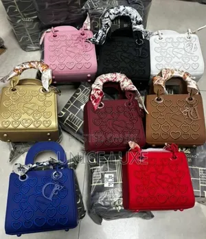 Premium Heart-Embossed Handbags – Multiple Colors Available
