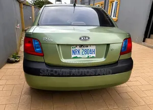 Kia Rio 1.6 2008 Green