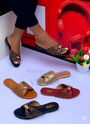 Women Flat Slide
