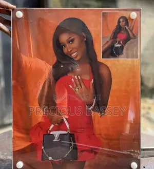 Custom Photo Frames | Wall Frames for Home Gifts