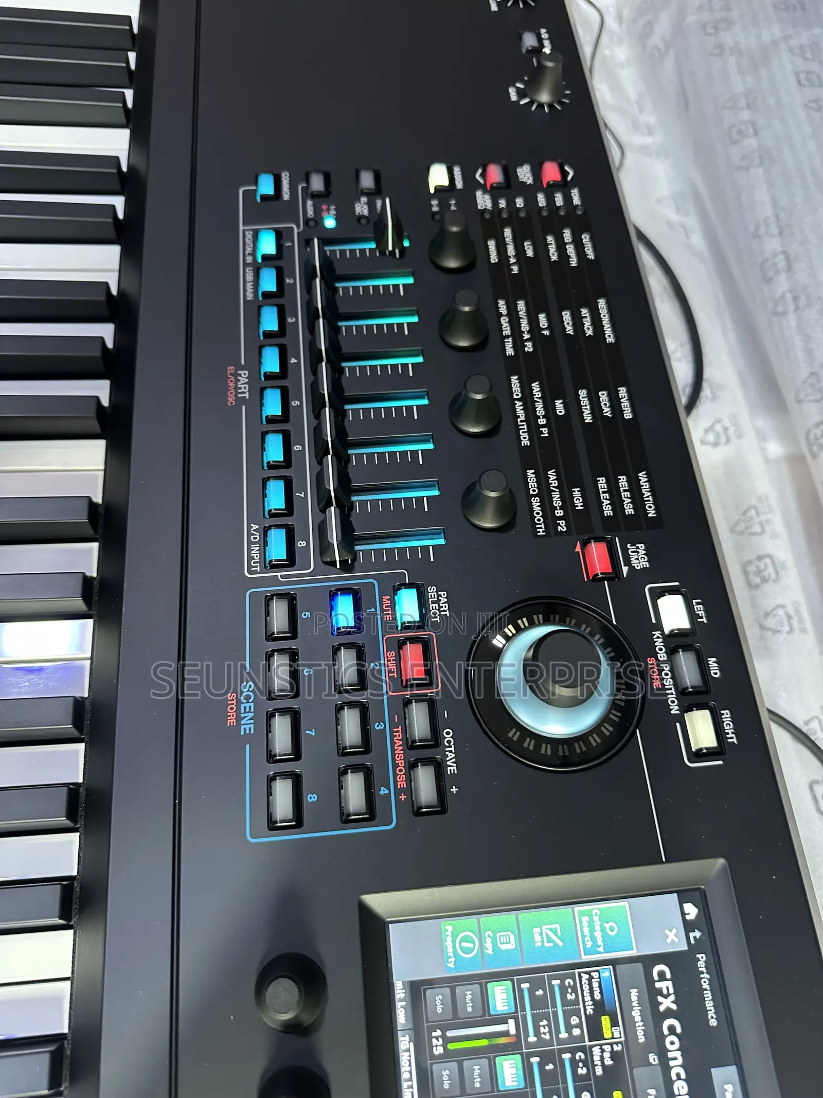 Quality Yamaha Modx M8 Workstation Keyboard/Piano