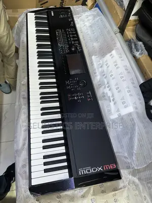 Quality Yamaha Modx M8 Workstation Keyboard/Piano