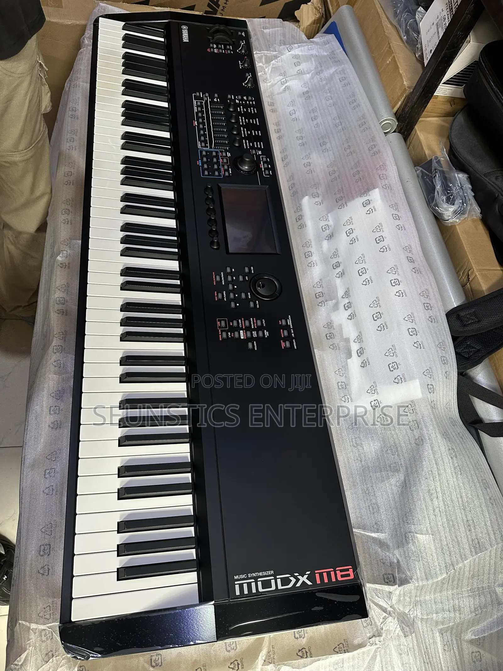 Quality Yamaha Modx M8 Workstation Keyboard/Piano