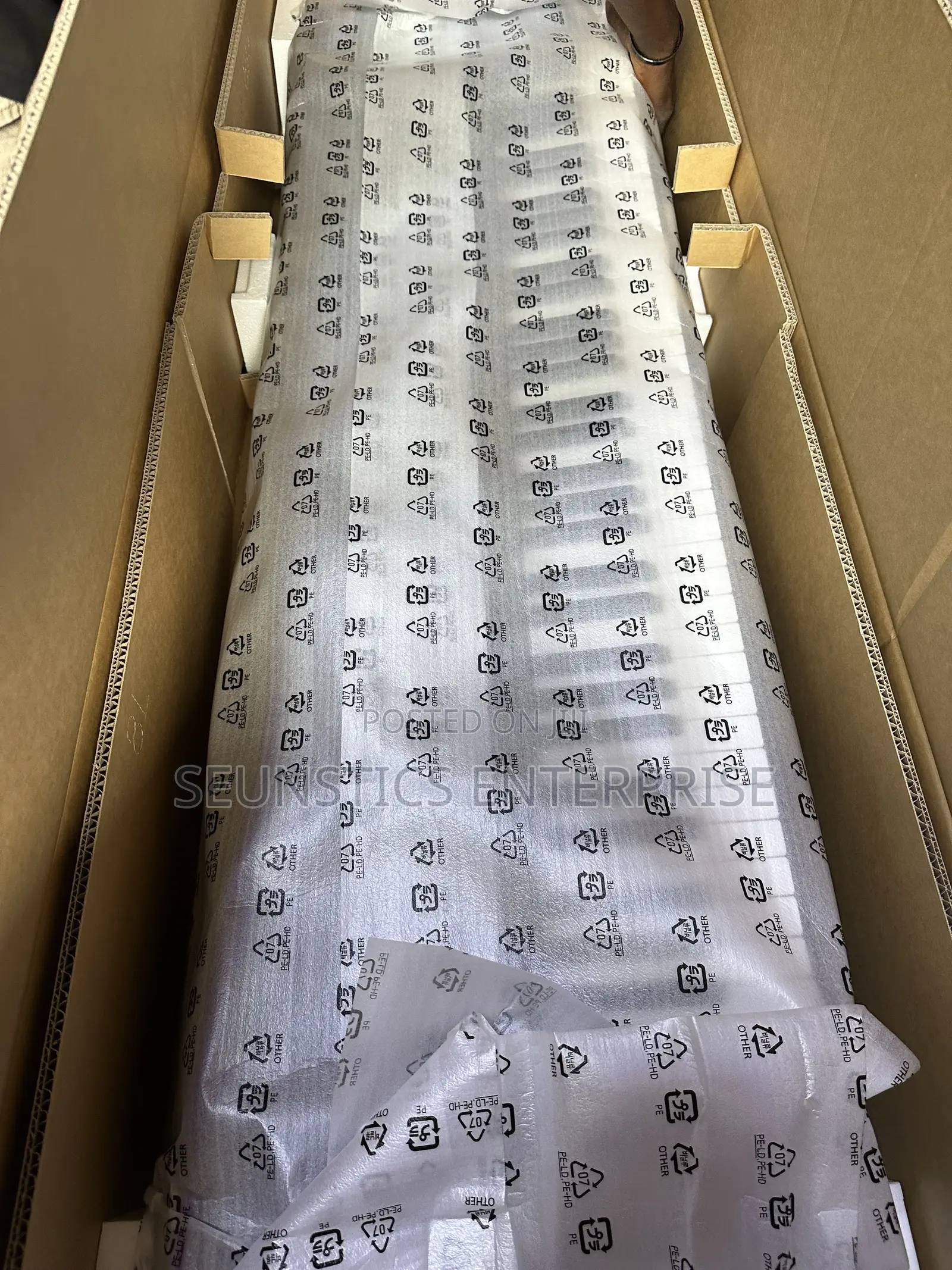 Quality Yamaha Modx M8 Workstation Keyboard/Piano