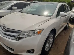 Toyota Venza XLE AWD 2013 White