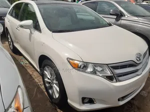 Toyota Venza 2012 White