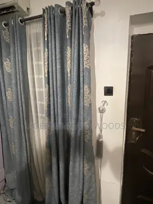 Italian Curtains