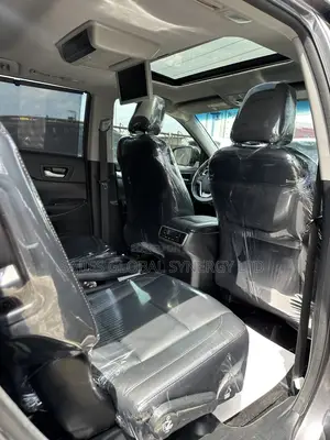 Toyota Highlander XLE 4dr SUV AWD (3.5L 6cyl 6A) 2015 Brown