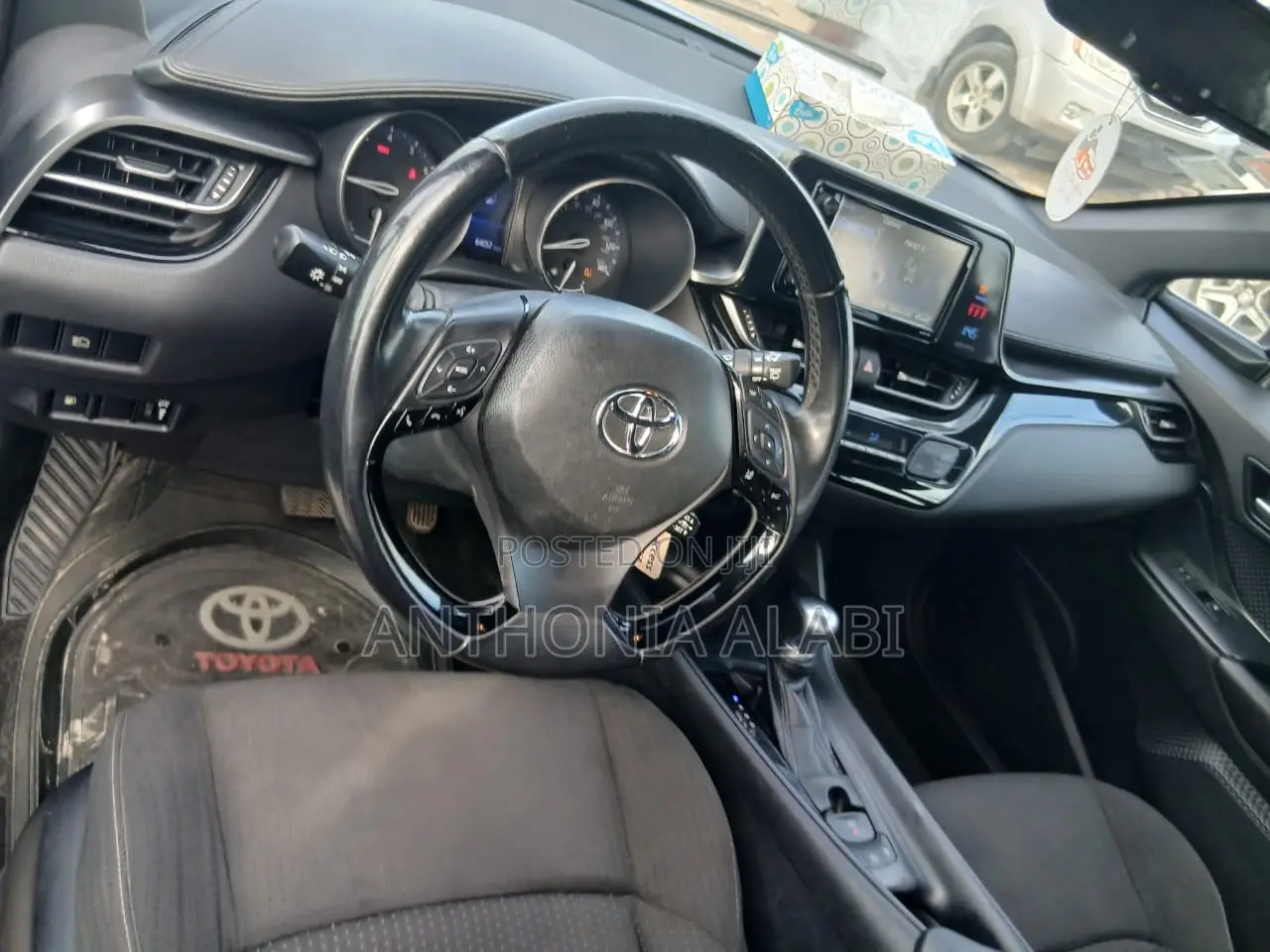 Toyota C-HR 2018 Blue